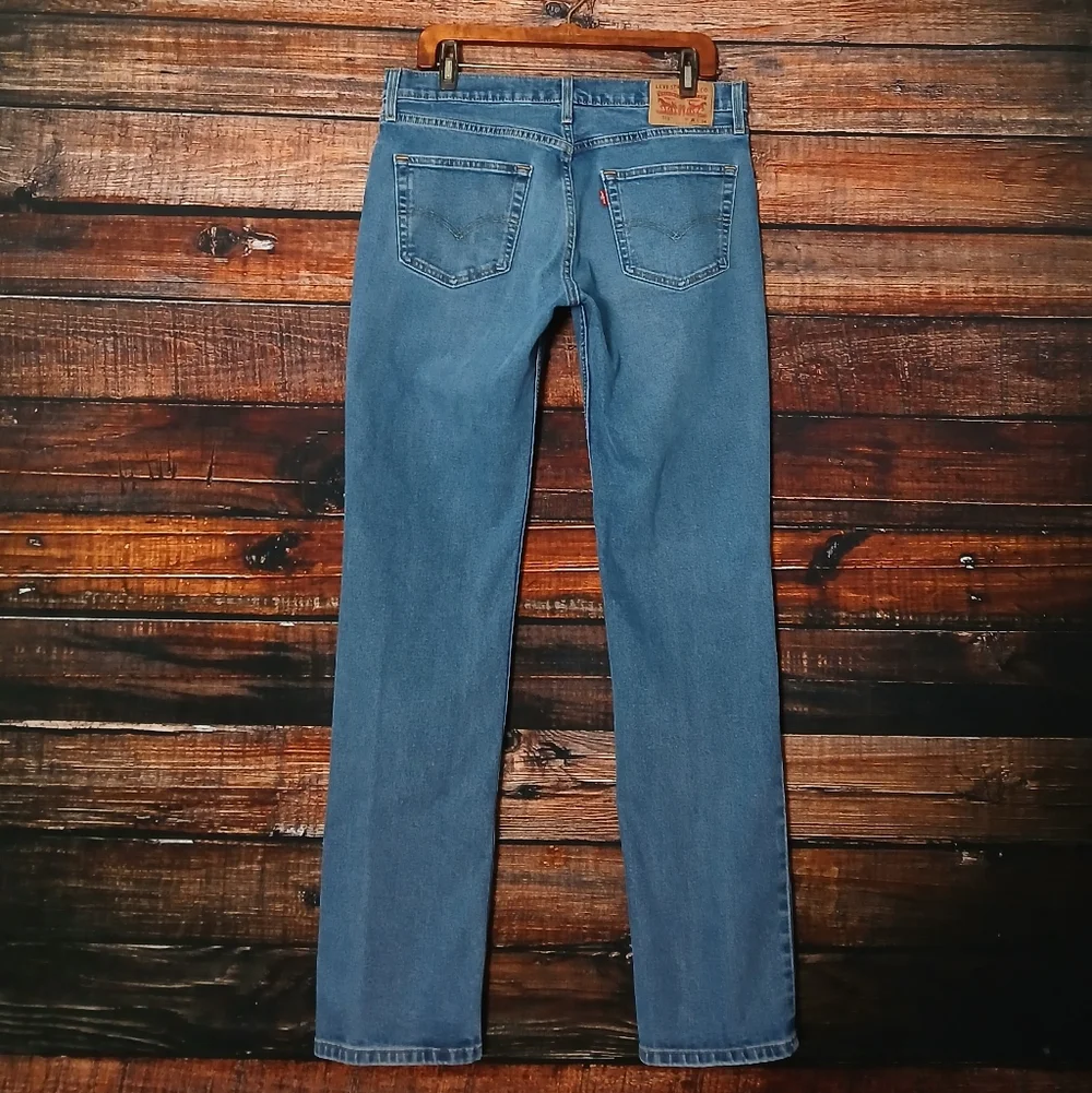 Levis these jeans